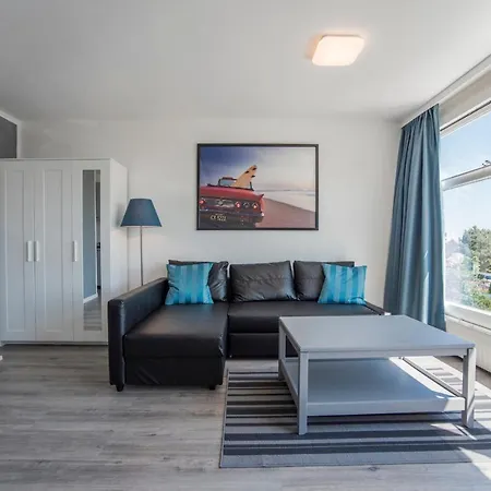 Apartment Blue Shell With Private Parking Garage *