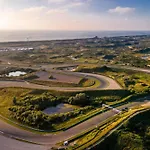 Blue Shell With Private Parking Garage * Zandvoort