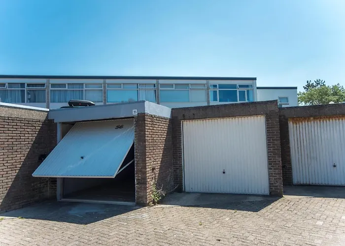 Daire Blue Shell With Private Parking Garage Zandvoort