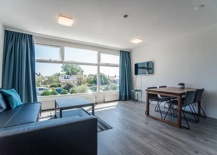 Blue Shell With Private Parking Garage Daire *