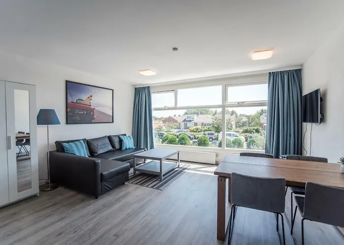 Daire Blue Shell With Private Parking Garage Zandvoort